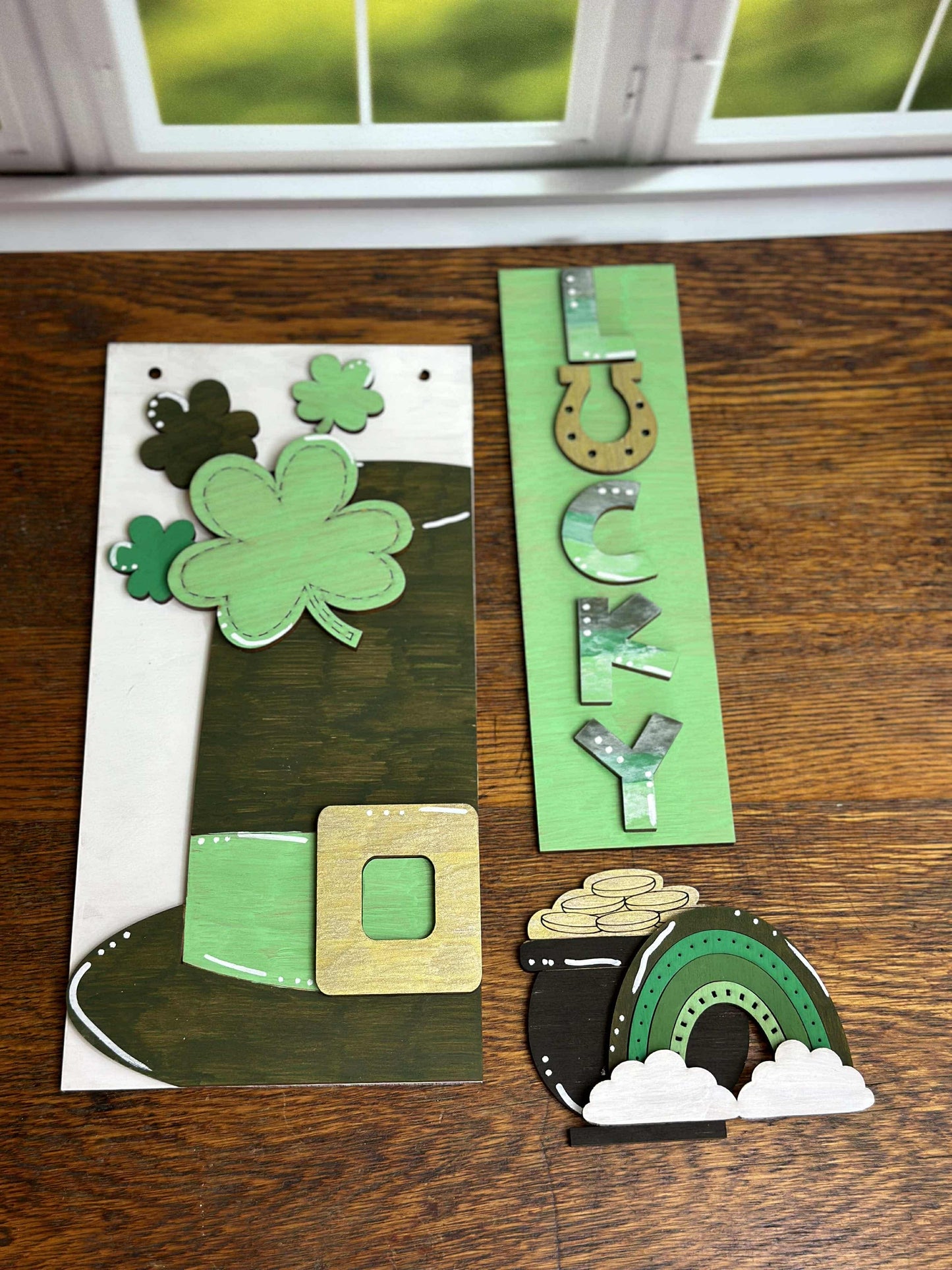 Lucky, DIY Craft Kit, Interchangeable Post Birch or Maple Plywood Inserts, Paint Party Supplies