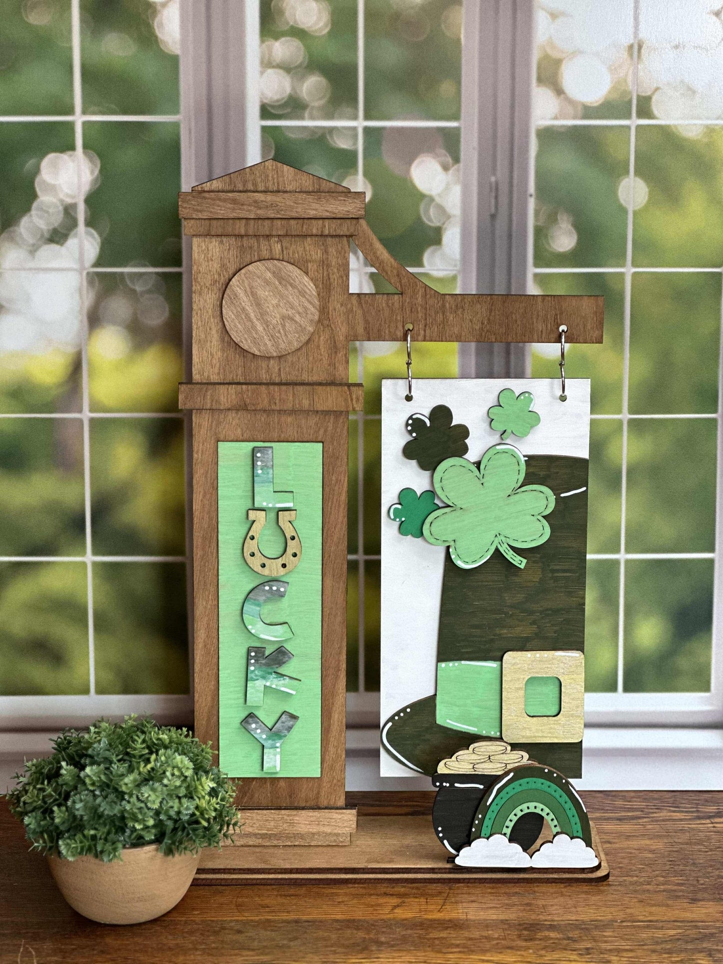 Lucky, DIY Craft Kit, Interchangeable Post Birch or Maple Plywood Inserts, Paint Party Supplies