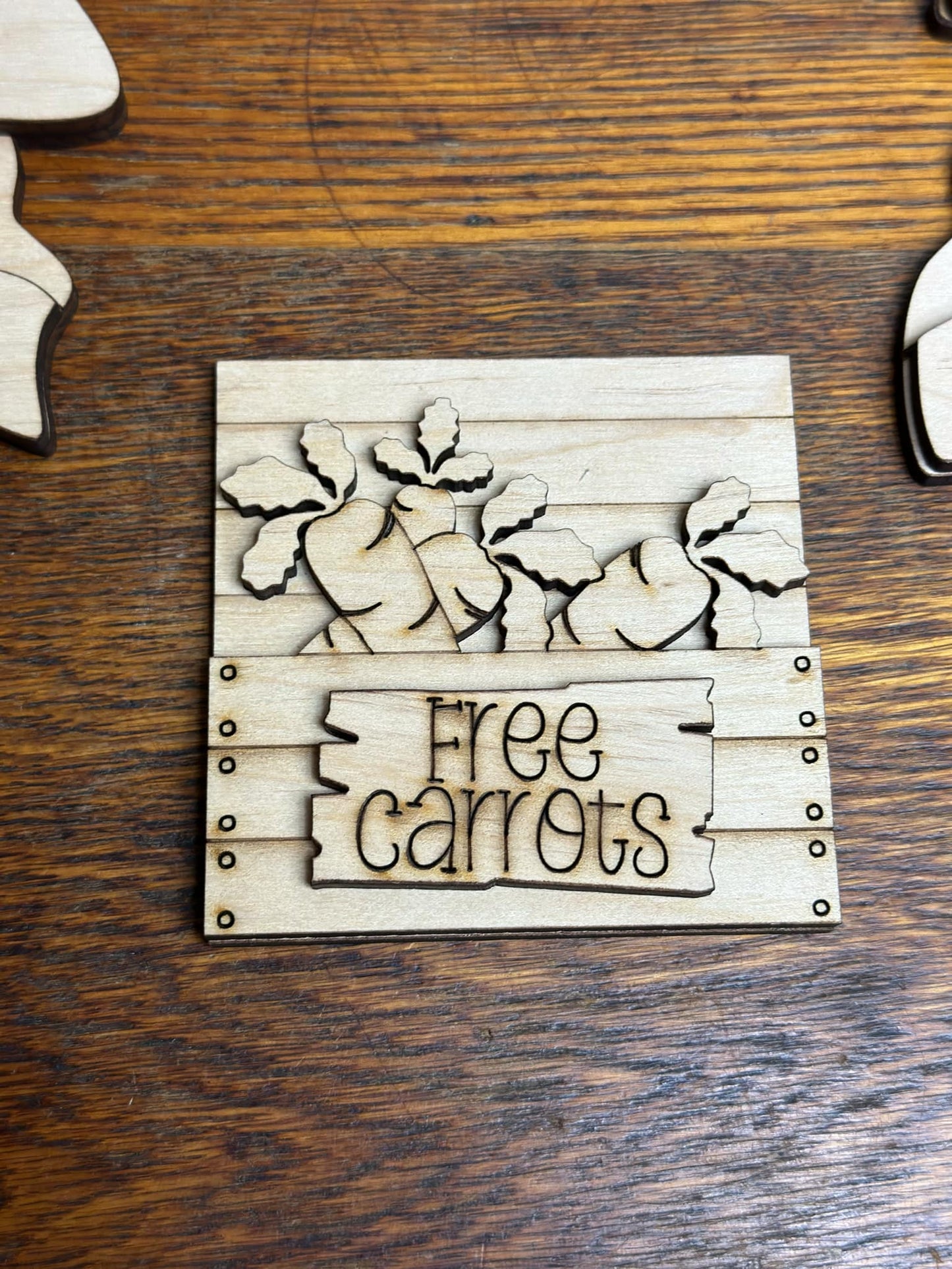 Free Carrots, Easter Insert for Interchangeable Standing Gnome, Interchangeable DIY Craft Kit, Unfinished Birch Plywood Craft Kit