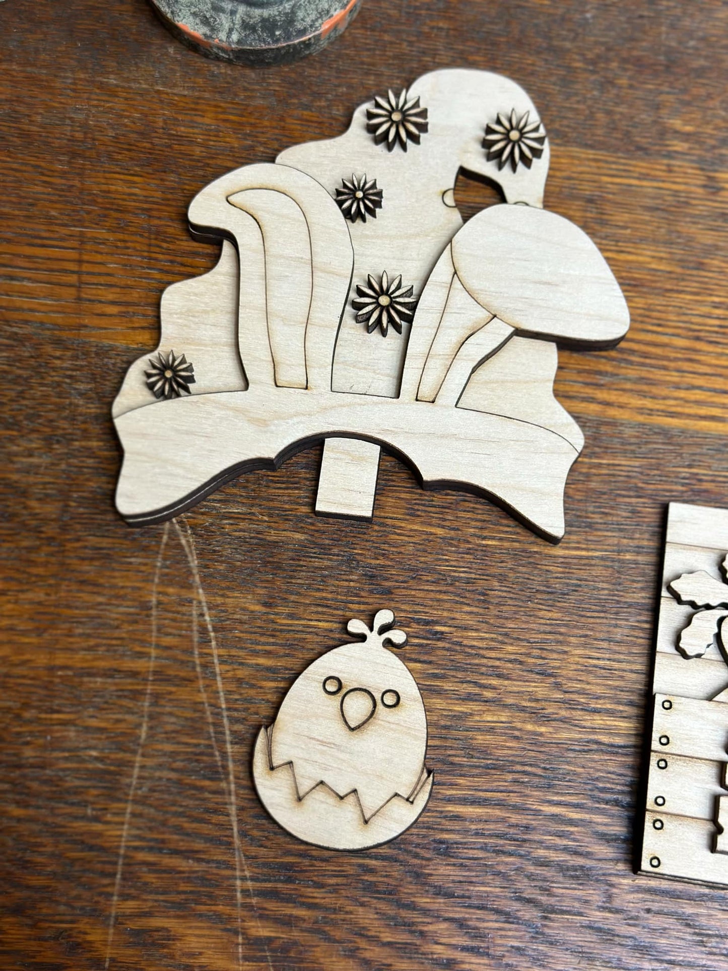 Free Carrots, Easter Insert for Interchangeable Standing Gnome, Interchangeable DIY Craft Kit, Unfinished Birch Plywood Craft Kit